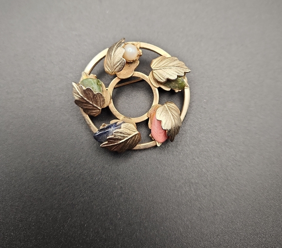 Sarah Coventry Jewelry - Sarah Coventry Vintage 1967 Lady Sarah Flower Circle Brooch